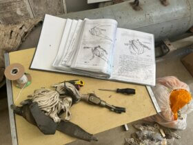 A katapultülés mentőernyőinek teljes összerakása